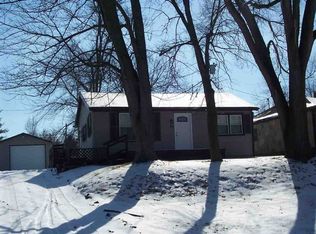 21 W Lakeside Dr, North Manchester, IN 46962