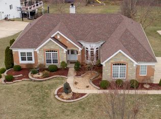 32 Grasmere Court Lake, Lake Saint Louis, MO 63367