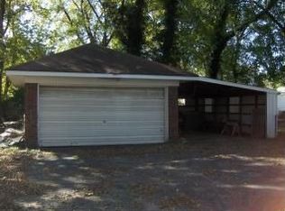 511 W Walnut St, Nevada, MO 64772