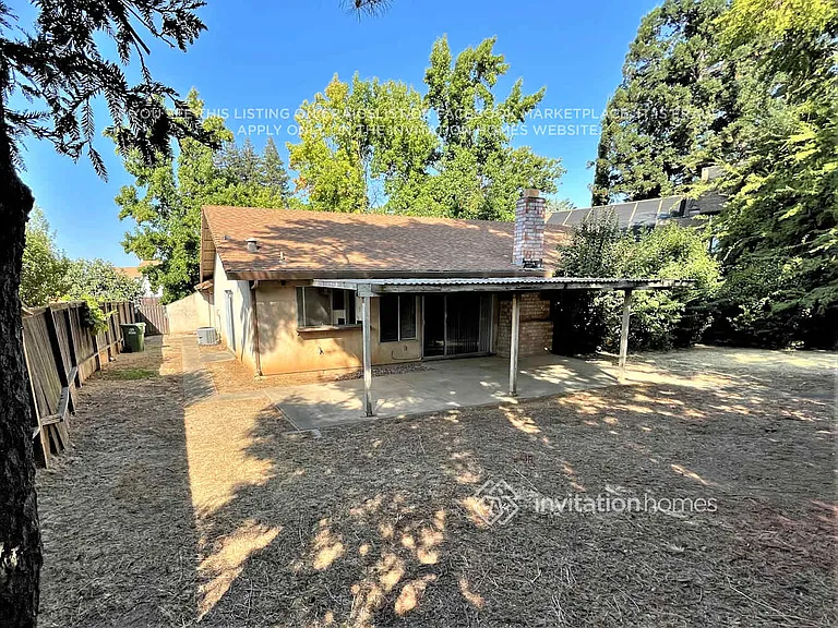 10059 Glen Grove Ct — Photo 10