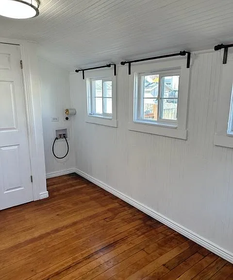 454 N Tuttle Ct — Photo 19