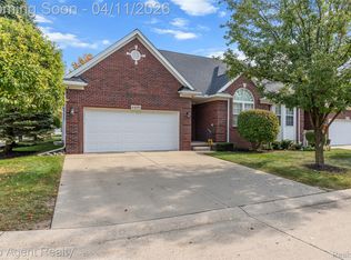 44258 Constellation Dr, Sterling Heights, MI 48314
