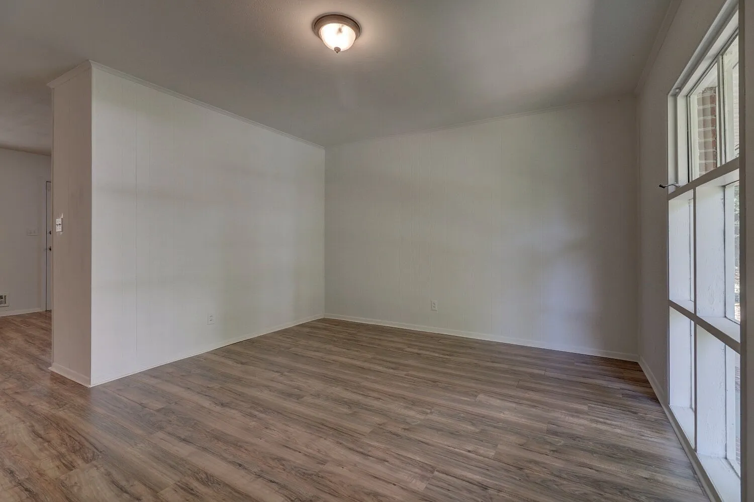 3 bed, 2.0 bath, $1,375 — Photo 4