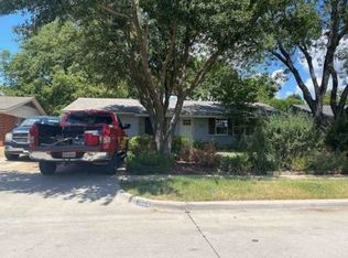 1008 Pebblebrook Dr, Lewisville, TX 75067