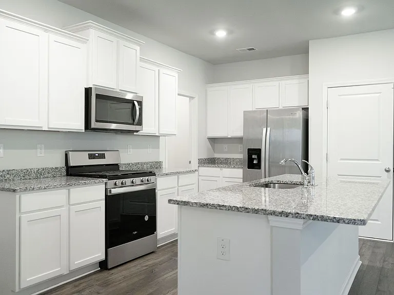 6065 Beadlow St — Photo 10