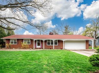 514 W Timber Ridge Dr, Peoria, IL 61615