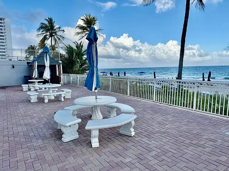 3850 Galt Ocean Dr #210 — Photo 23