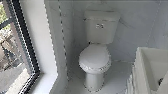 Rented by Oxford Property Group | media 13