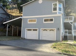 1077 Arroyo Grande Dr, Napa, CA 94558
