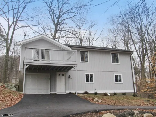 21 Upper Notch Rd, Vernon Twp., NJ 07461