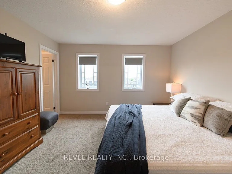 23 Archer Ave — Photo 15