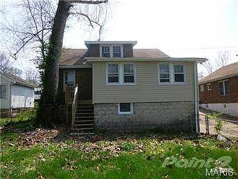 2nd image of 129 Hereford Ave