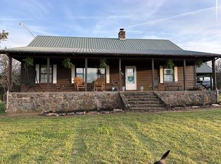 649 Wire Ln, Cave City, AR 72521