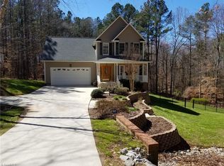 1032 Oakridge Ln, Randleman, NC 27317