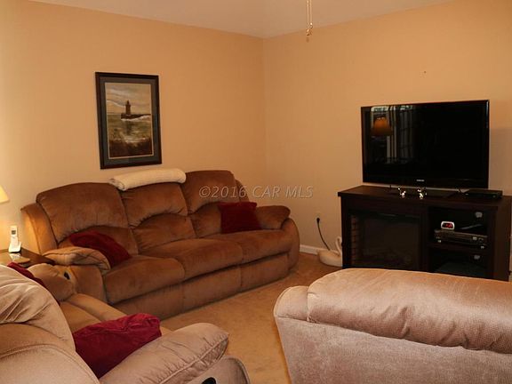 4th image of 905 W Schumaker Manor Dr