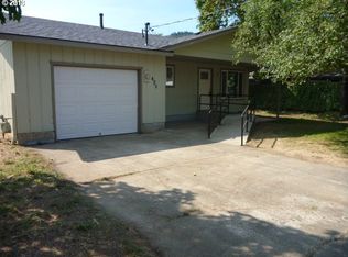 420 NE Chestnut Ave, Myrtle Creek, OR 97457