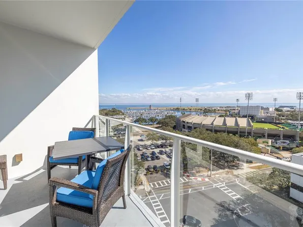 175 1st St S APT 1006, Saint Petersburg, FL 33701