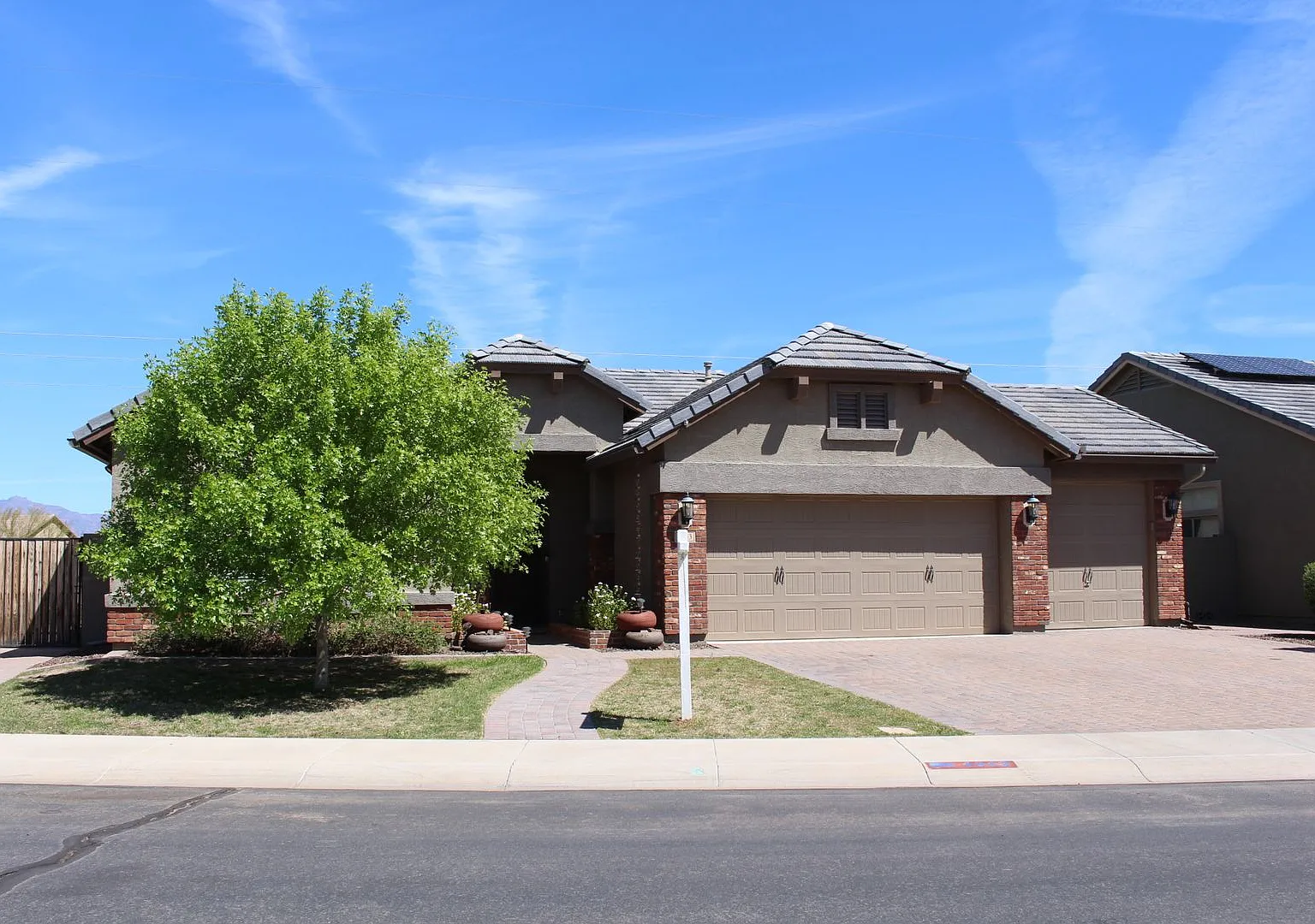 Near Eastmark - 4 Bedroom — Photo 1