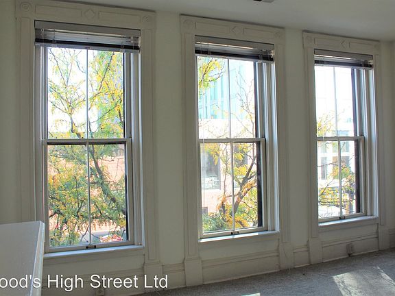 2nd image of 641 N High St APT 1