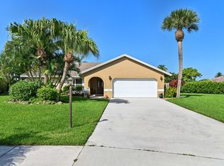 8354 Morning Star Rd, Lake Worth, FL 33467