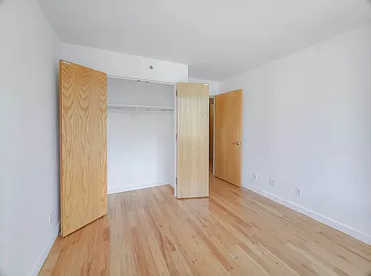 Rented by Metropolitan Property Group | media 33