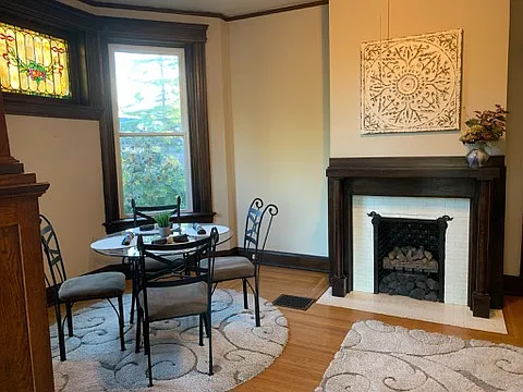 3835 Burwood Ave #1 — Photo 10