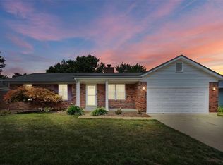 7407 Bear Paw Dr, Saint Louis, MO