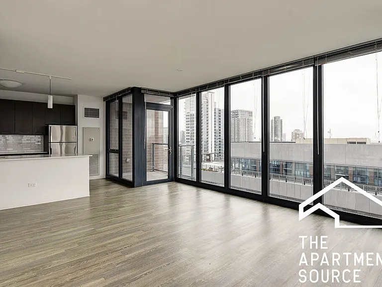 637 Wells 1bed 1bath — Photo 16