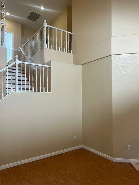 4 bed, 2.5 bath, 2357 sqft, $2,346 — Photo 4