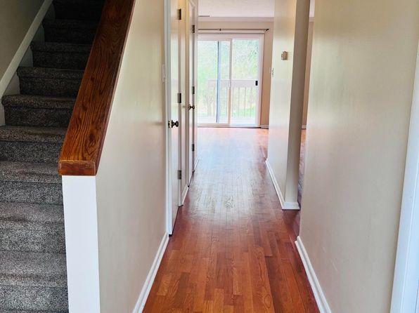 250 S Estes Dr APT 113, Chapel Hill, NC 27514