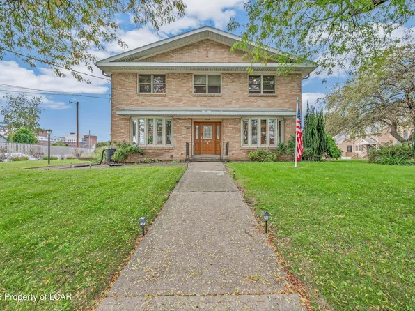 668 N Main St, Plains, PA 18705