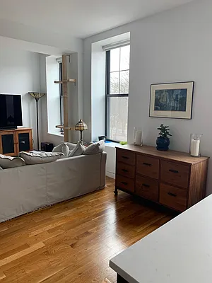 Rented by MLB ESTATES LLC | media 50