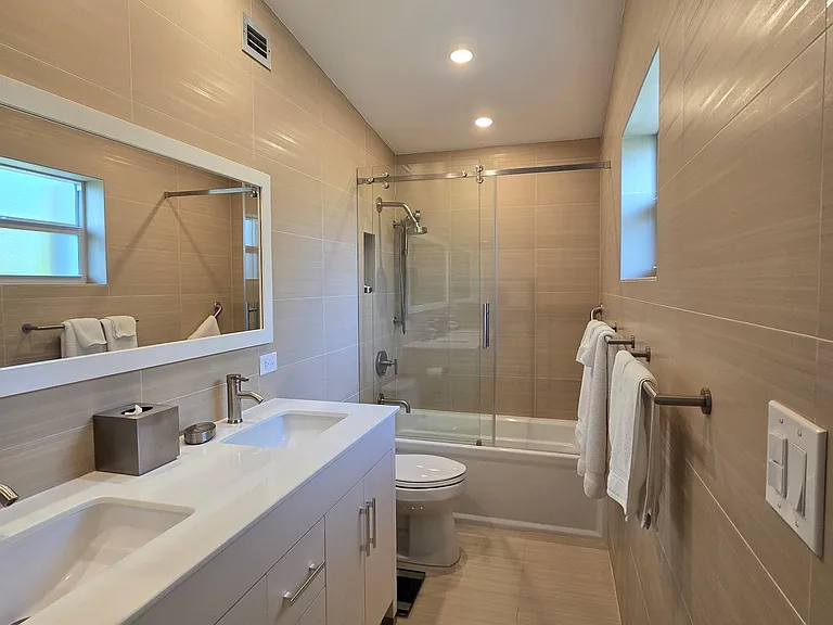 126 Gulfview Dr — Photo 11