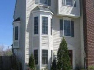 70 Millhaven Ct, Edgewater, MD 21037