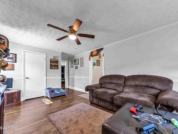 4th image of 3107 Gray Hendrix Rd