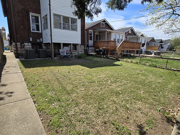5127 Goethe Ave — Photo 23