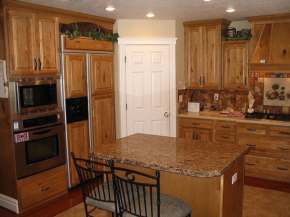 Kitchen 1