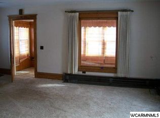 425 7th St, Tracy, MN 56175