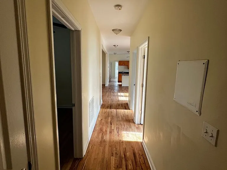 4528 S Hermitage Ave #4 — Photo 2