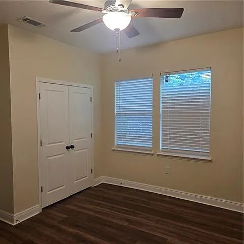 2644 Acacia St — Photo 10