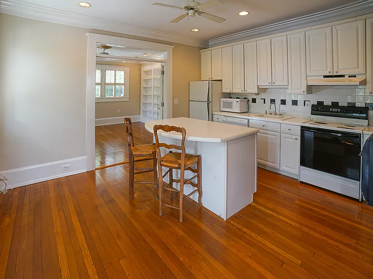 780 Penn Ave NE #C — Photo 3