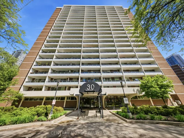 30 Gloucester St, Toronto, ON