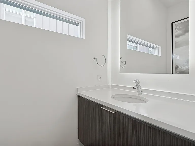 2706 Throckmorton St #D — Photo 15