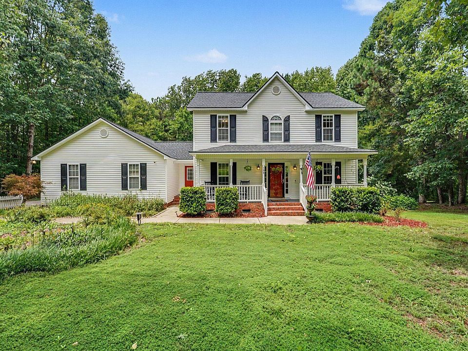1st image of 153 Smiths Creek Dr