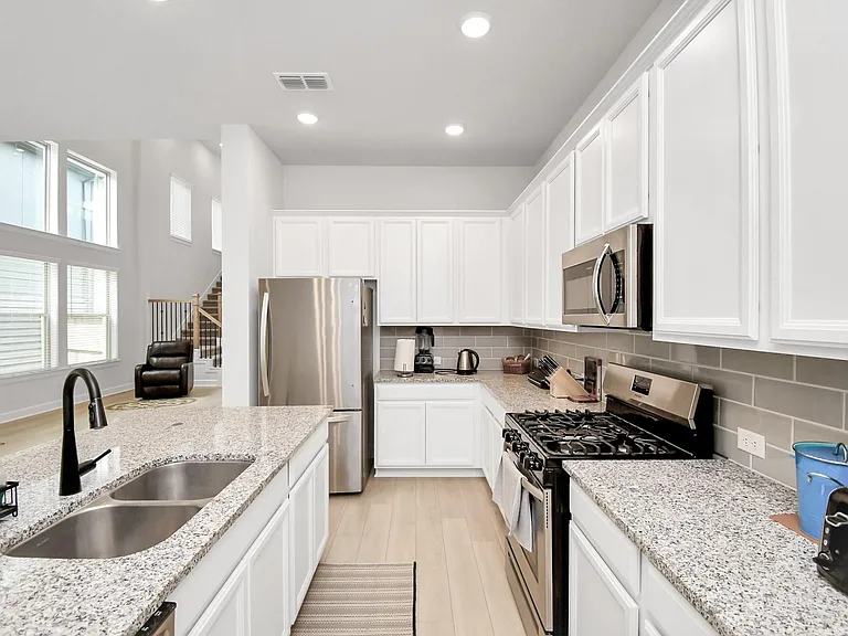 1538 Park Path Dr — Photo 9