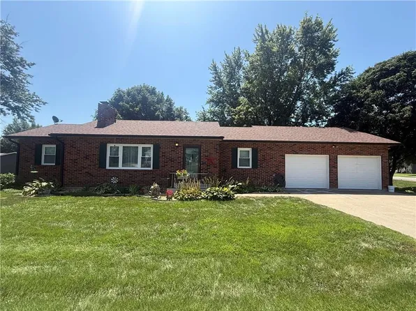 103 S Ridge Dr, Oregon, MO 64473