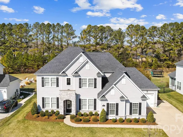 5014 Harwich Cir, Matthews, NC 28104