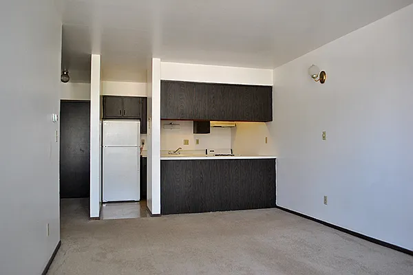 2495 N. Oakland Ave — Photo 5