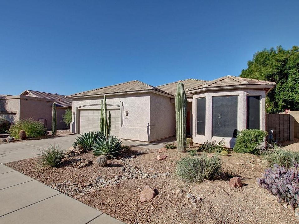 Excellent Curb Appeal