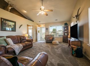 19 Epoch Dr, Edgewood, NM 87015